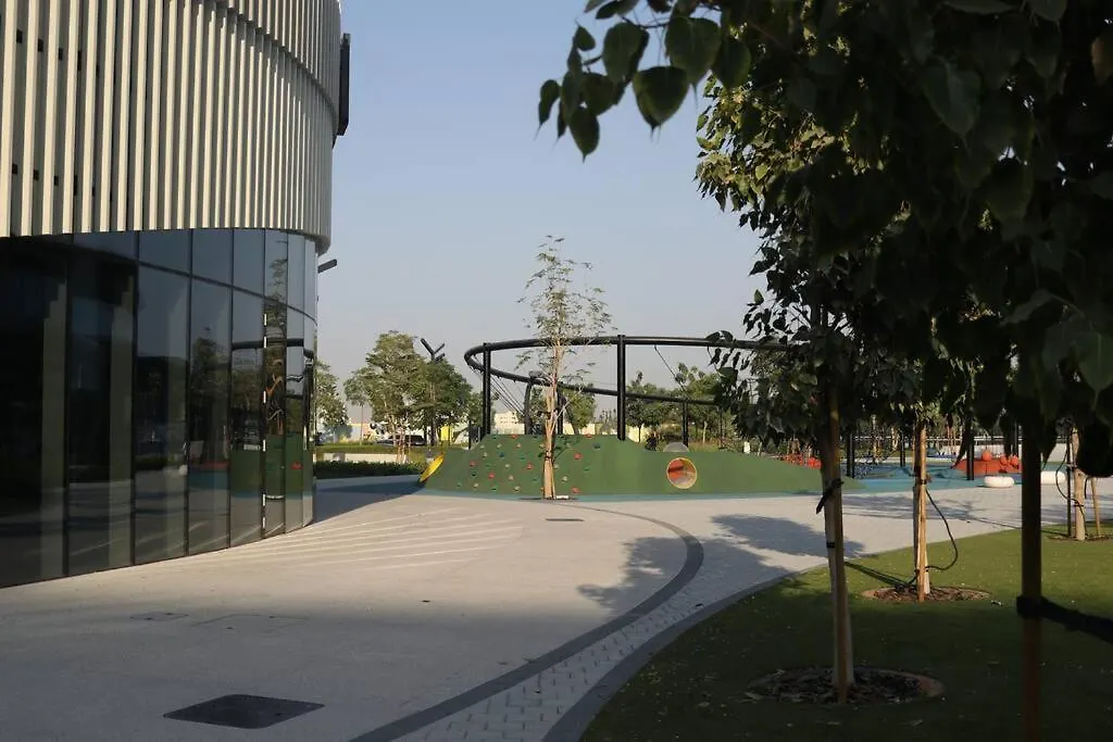 20 Mins Drive To Dubai International Airport Apartment Sharjah